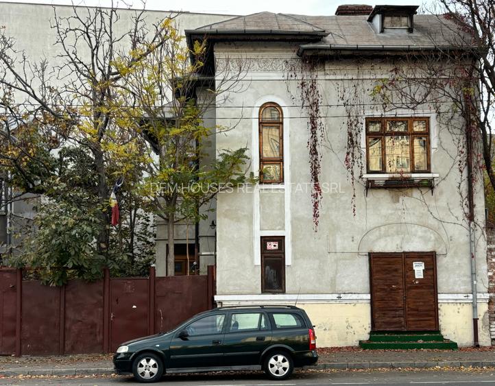 Vila p+m+1 in ultracentralul capitalei,stradal pe Splaiul UNIRII,locatie top - 6
