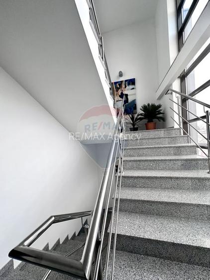 De vânzare construcție comercială P+3 cu funcțiuni mixte - Buftea - 9