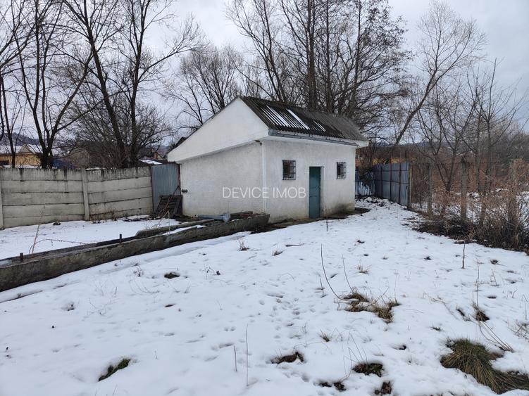 Casa singur in curte Vulcan -Central - 6