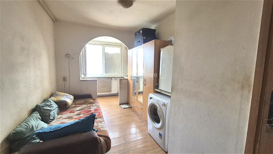 Garsoniera 17 mp, etaj intermediar, Bvd. Muncii - 3