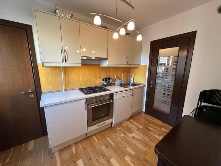 APARTAMENT 3 CAMERE 80MP 5/7 BL 1995 MONOLIT HOL H APROPRIERE METROU SCOALA  81 - 2