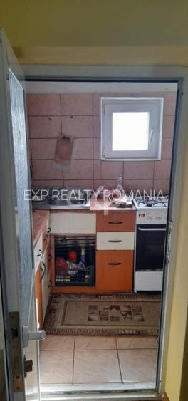 De vânzare casă , 4 camere, 2 bai, 2 bucătarii, zona Viile Noi, Constanta - 5