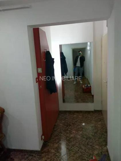 apartament cu 1 camera in CL ARADULUI LA 76.000 euro - 2