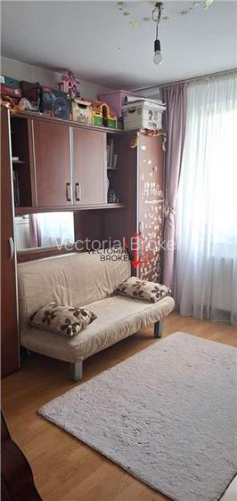 Apartament decomandat, mobilat, utilat  bloc 84 zona Tei - 2