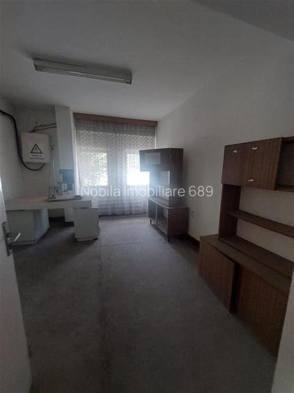 SPATIU PENTRU CAZARE/  BIROURI ZONA INDUSTRIALA ONESTI - 6