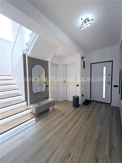 VILA MOBILATA SI UTILATA - 5 camere - 3 bai - dressing - 456mp teren - placa - 6