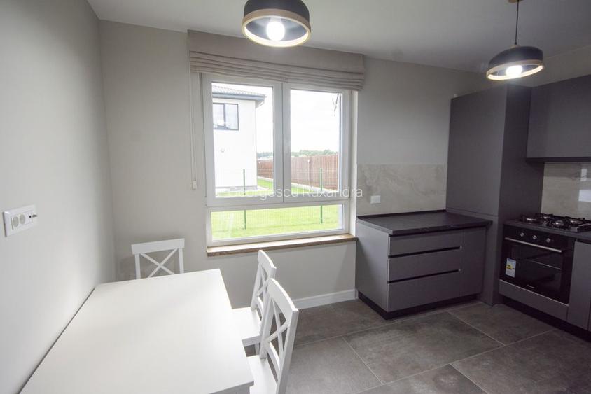 Vila individuala in complex,mobilata,  incalzire in pardoseala , teren 400 mp - 8