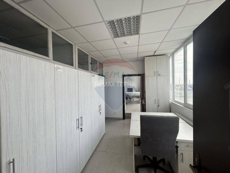 Spațiu de birouri / industrial de vânzare - 6