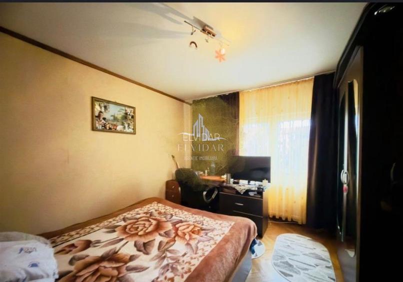 Bucovina - 4 camere, 2 bai, vedere 3 parti , etaj 2 , centrala proprie - 3