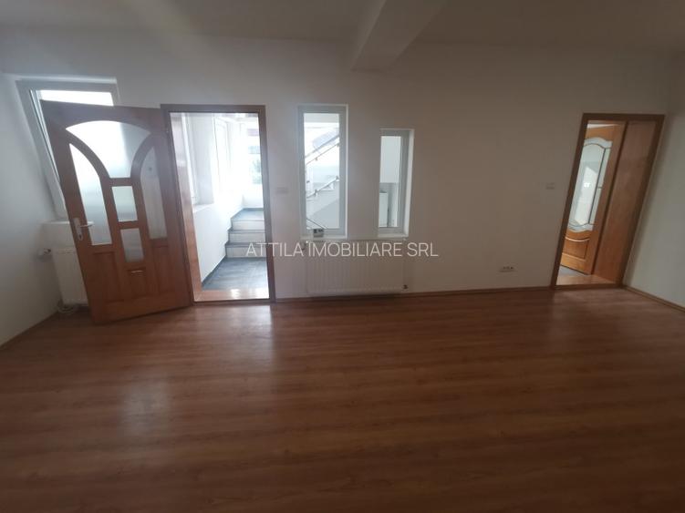 Blascovici casa 300 mp 1900 euro - 11