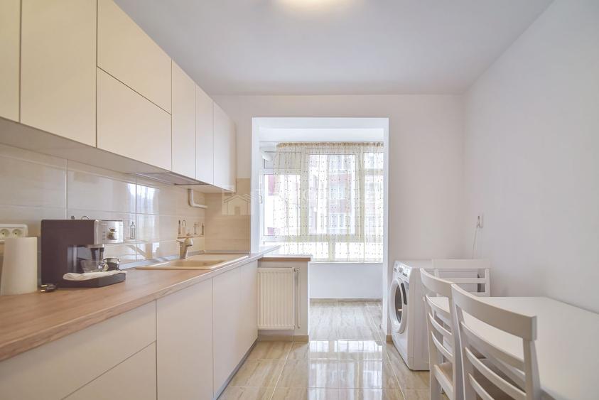 Apartament superb 3 camere, decomandat, Centrul Civic - 3