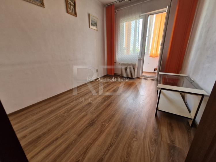 Apartament cu 3 camere in zona Dristor-Vitan - 3