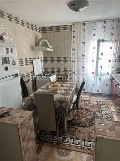 Apartament 2 camere zona Malu Rosu - 4