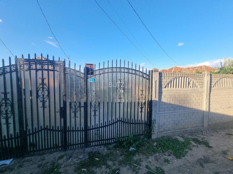 Teren intravilan , 1100mp , front 12,60 m , intrare Filiasi - 5