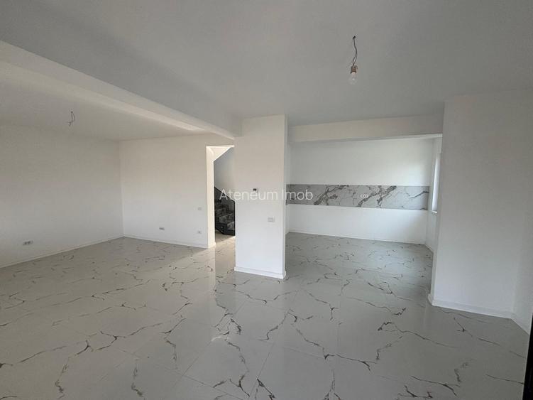 Vila cu teren generos langa Paradisul Verde - 8