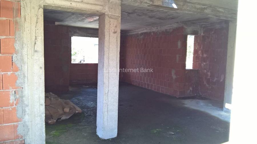 VANZARE Casa in constructie Bicaz - 8