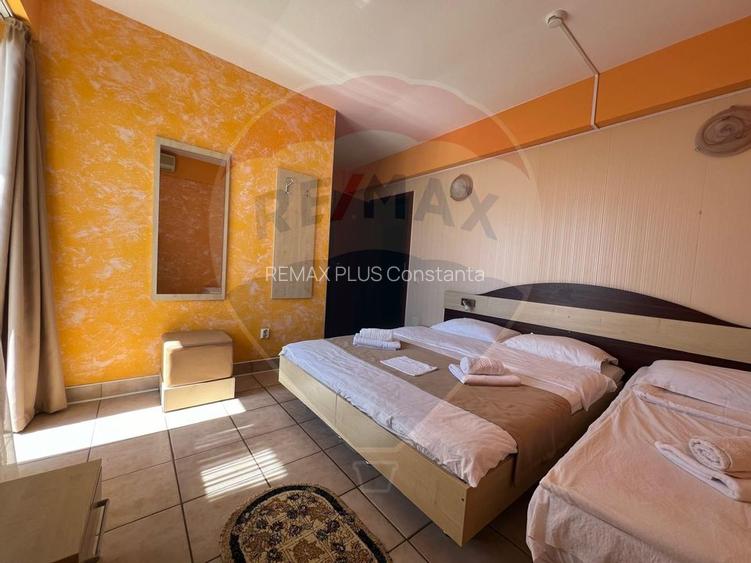Hotel / Pensiune cu 43 camere de vânzare în Costinesti - 4