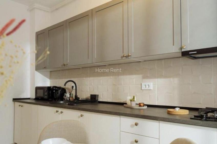 Garsoniera Plaza Residence faza 5 metrou 10 minute - 2