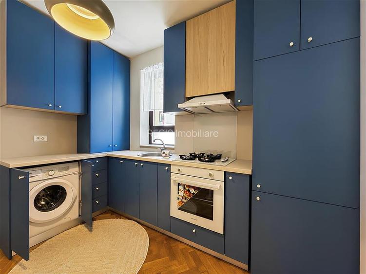 Apartament modern cu 2 camere ultracentral pe str Republicii - 5