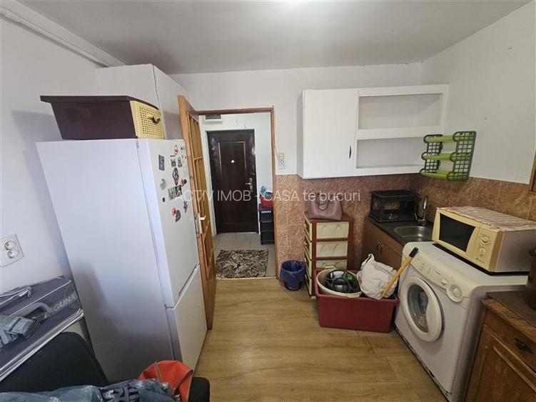 Resita, Garsoniera, Mobilata+Utilata, Calea Caransebesului - 5