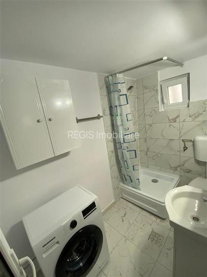 Garsoniera la casa cu curte proprie Centru - 2