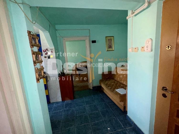 Apartament 2 camere etaj 3 - 8