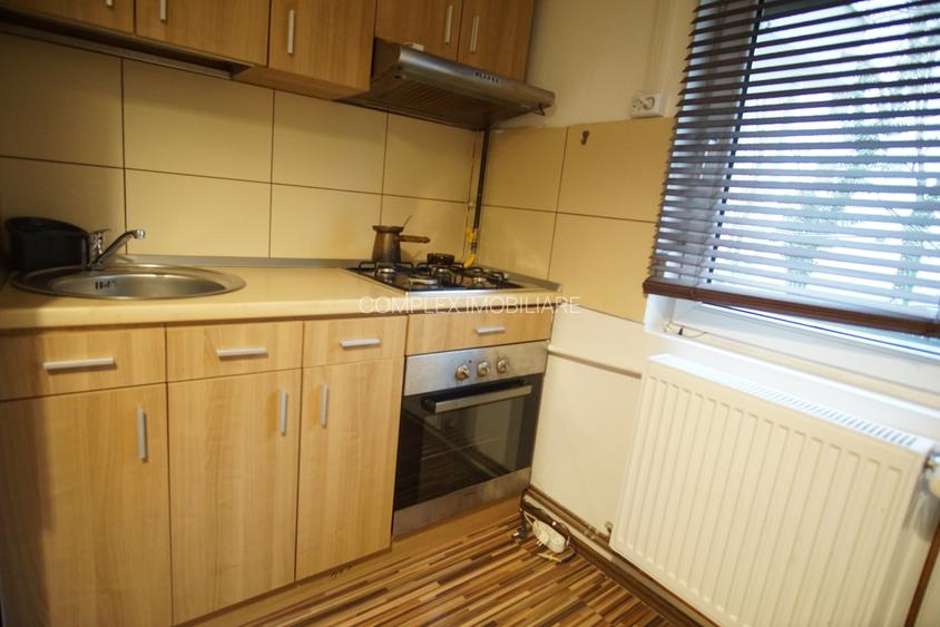 Vitan Mall Garsoniera Decomandata Centrala Proprie Bloc Reabilitat - 11