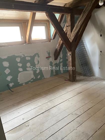 Casa ultracentrala Cisnadie pret redus cu 30.000Euro - 10