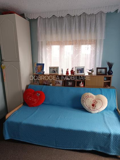 MAHMUDIA- CASA BATRANEASCA 4 CAMERE,TEREN 990 MP. - 5