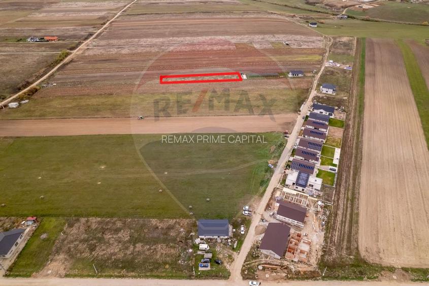 De Vânzare teren intravilan – 1417 mp, Cihei - 3