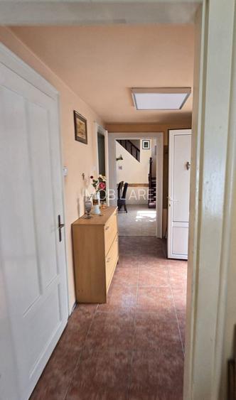 Casă cu grădină in zonă centrală - 6