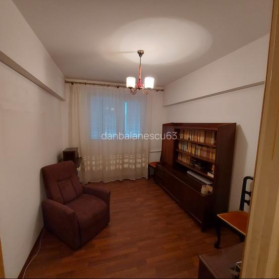 Proprietar vând apartament cu 3 camere - 4