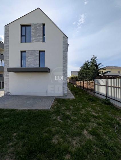 Duplex de vanzare,zona Urusagului - 3