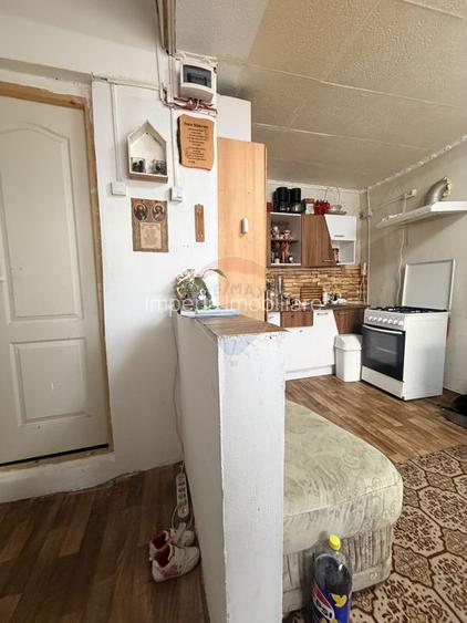 Apartament 3 camere, curte de 140 mp, Bariera Valcii, comision zero - 10