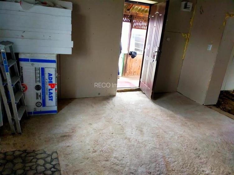 RECO Casa batraneasca cu teren generos la Tileagd - 4