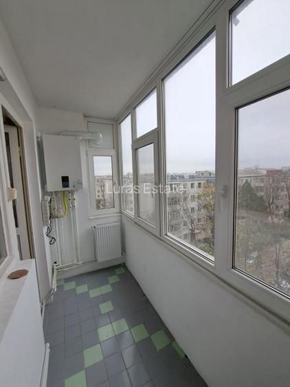 Apartament 3 camere – Zona Casa de Cultura • Decomandat - 6