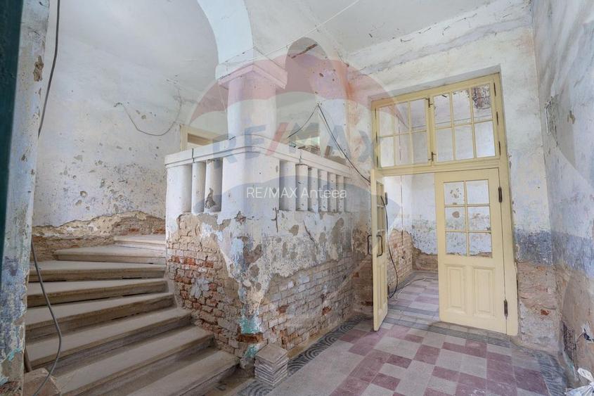 Fosta scoala saseasca semnata de Fritz Balthes - Bruiu, Sibiu - 6