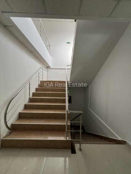 Spatiu de birouri / Cladire noua/ paza - 2