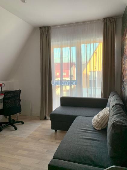 Ofer spre închiriere apartament cu 3 camere - 7