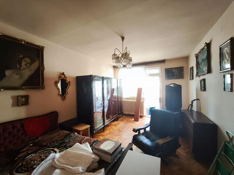 Apartament 2 camere, decomandat, parter cu balcon, GARAJ,  zona Mercur - 23