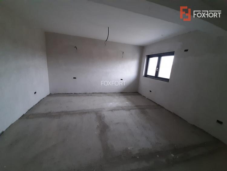 Duplex cu 4 camere de vanzare in localitatea Timisoara, zona Plopi - 2