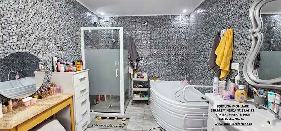 Vila cocheta prevazuta cu beci, terasa si teren- Piatra Neamt - 9