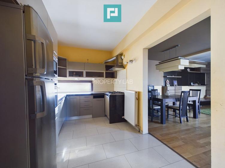 Vilă spațioasă cu 8 camere, Grădiște - 16