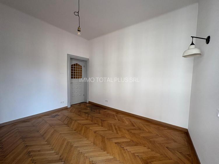 Piata Romana, imobil interbelic, parter, ideal BIROU - 6