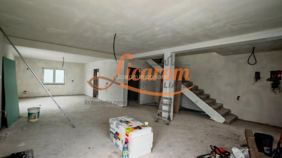 Vila LUX Parter+Etaj(stil mediteranean) in Stupini zona Plugarilor - 17