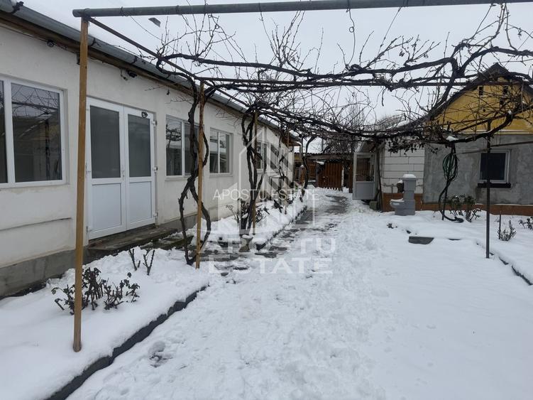 Casă individuală  în Recaș ,teren 1050 mp cu front pe două străzi . - 2