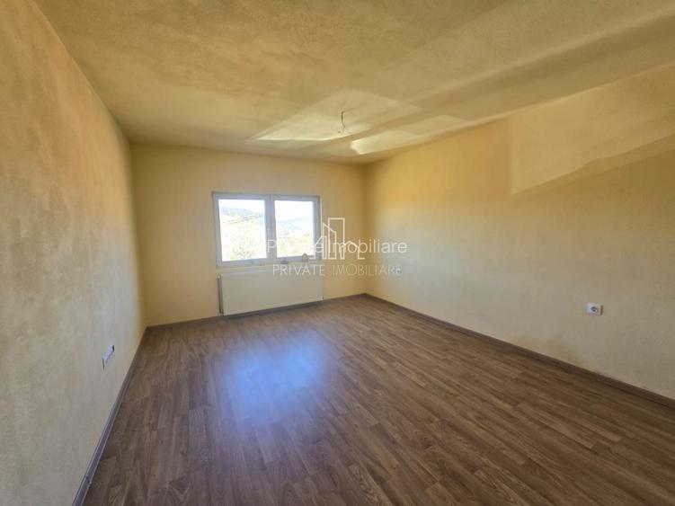 Casa  de vanzare, zona Zugravilor, Sighisoara - 2