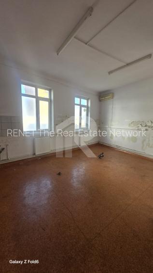 Casa spatioasa 9 camere /320 m utili/singur curte / Scoala Iancului- 444000 Euro - 18