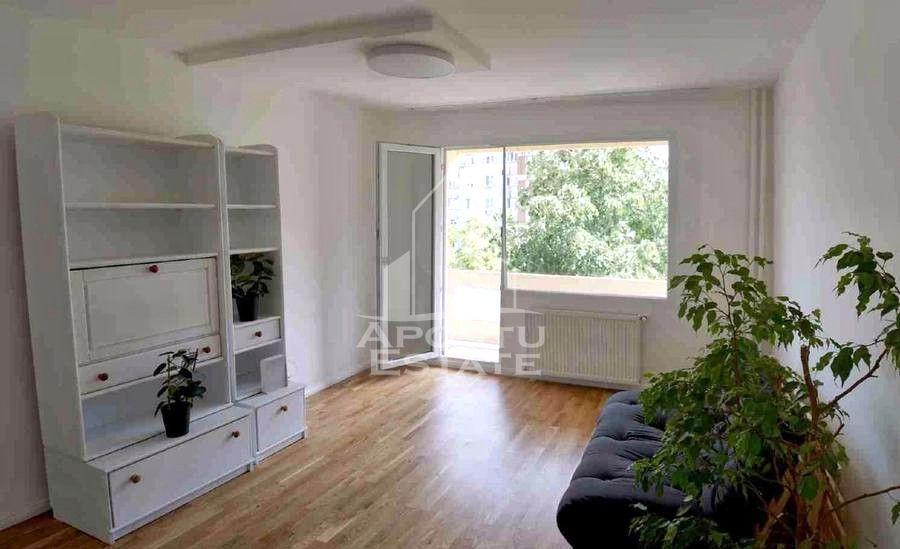 Apartament de inchiriat 3 camere, Circumvalatiunii - din noiembrie