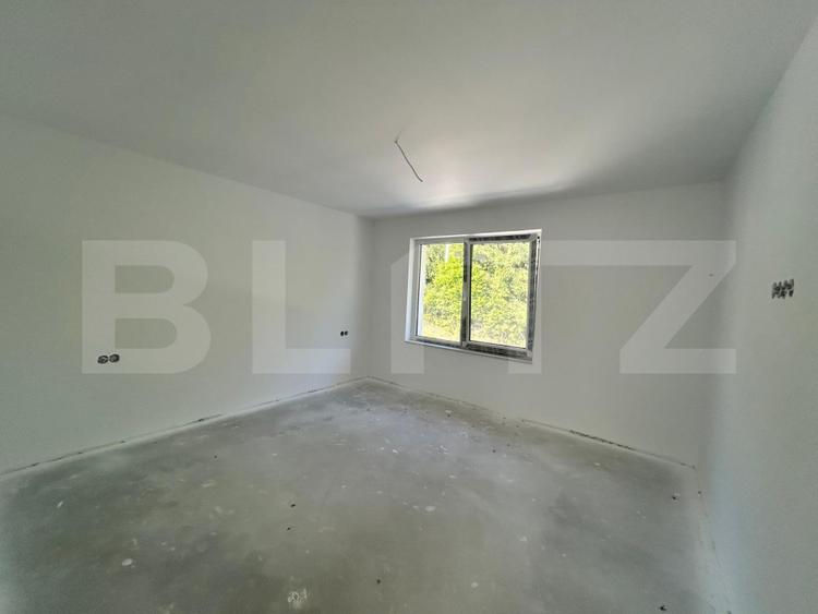 Casa cu 4 camere, 118 mp, zona Podul Jelnei